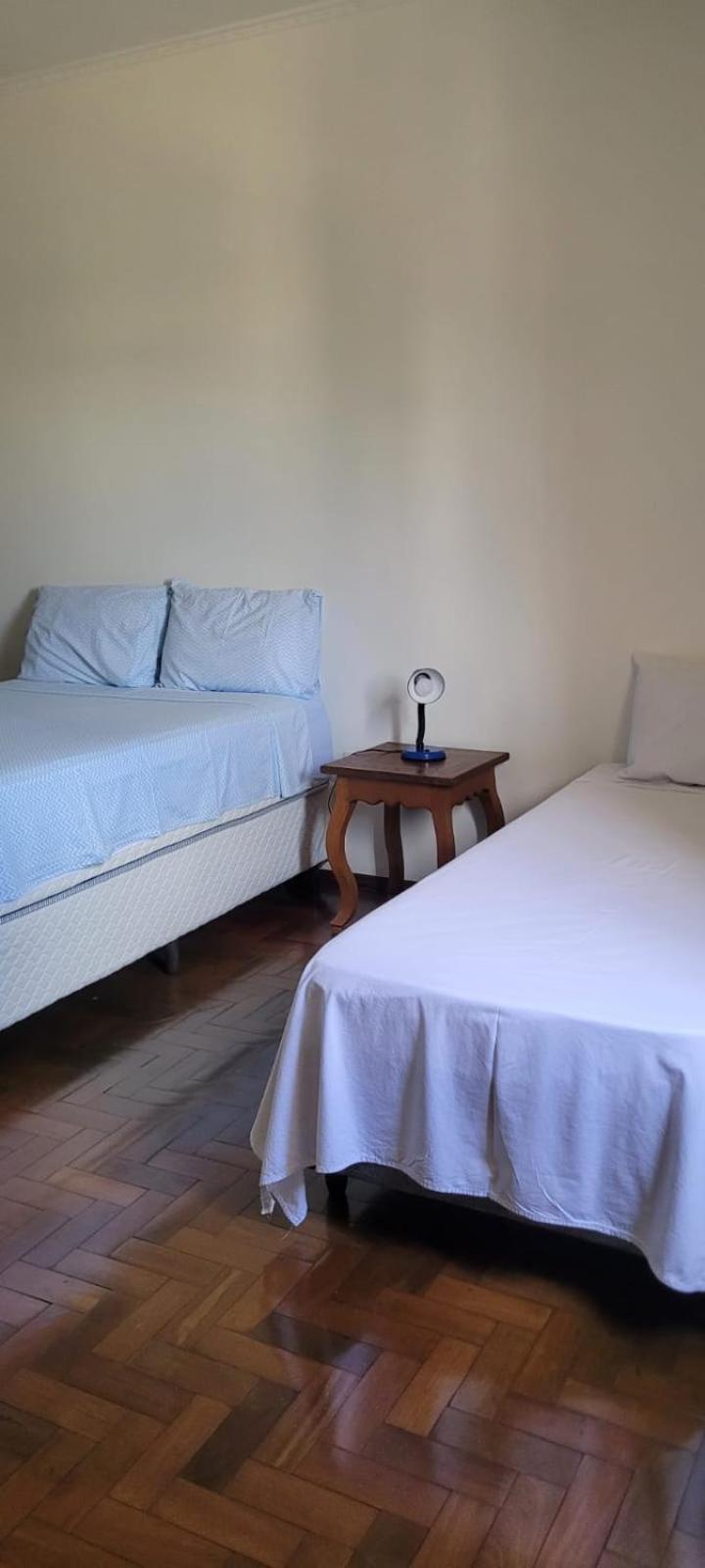 Casa No Centro De *